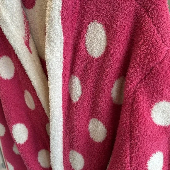 💕HP💕Barefoot Dreams polka dot short hooded pink robe - Picture 5 of 10